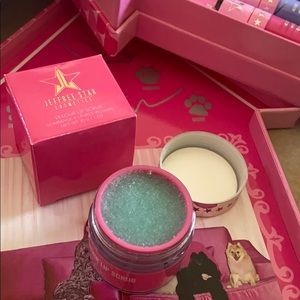 ‼️SOLD‼️Jeffree Star Lip Scrub
